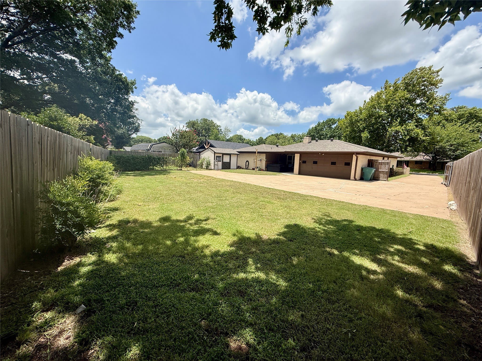 3005 Anthony Drive – photo 4