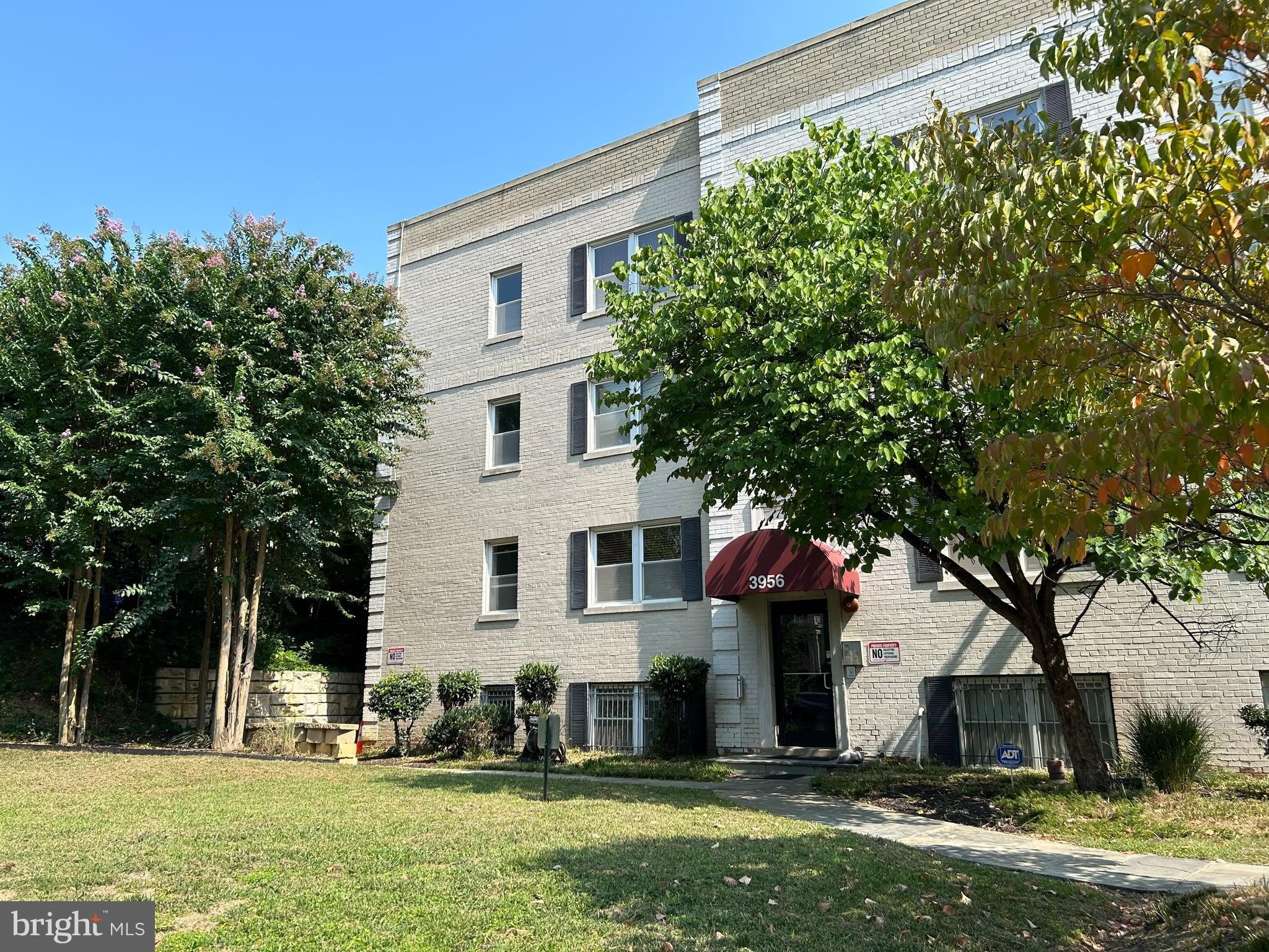 3956 PENNSYLVANIA Avenue SE – photo 2