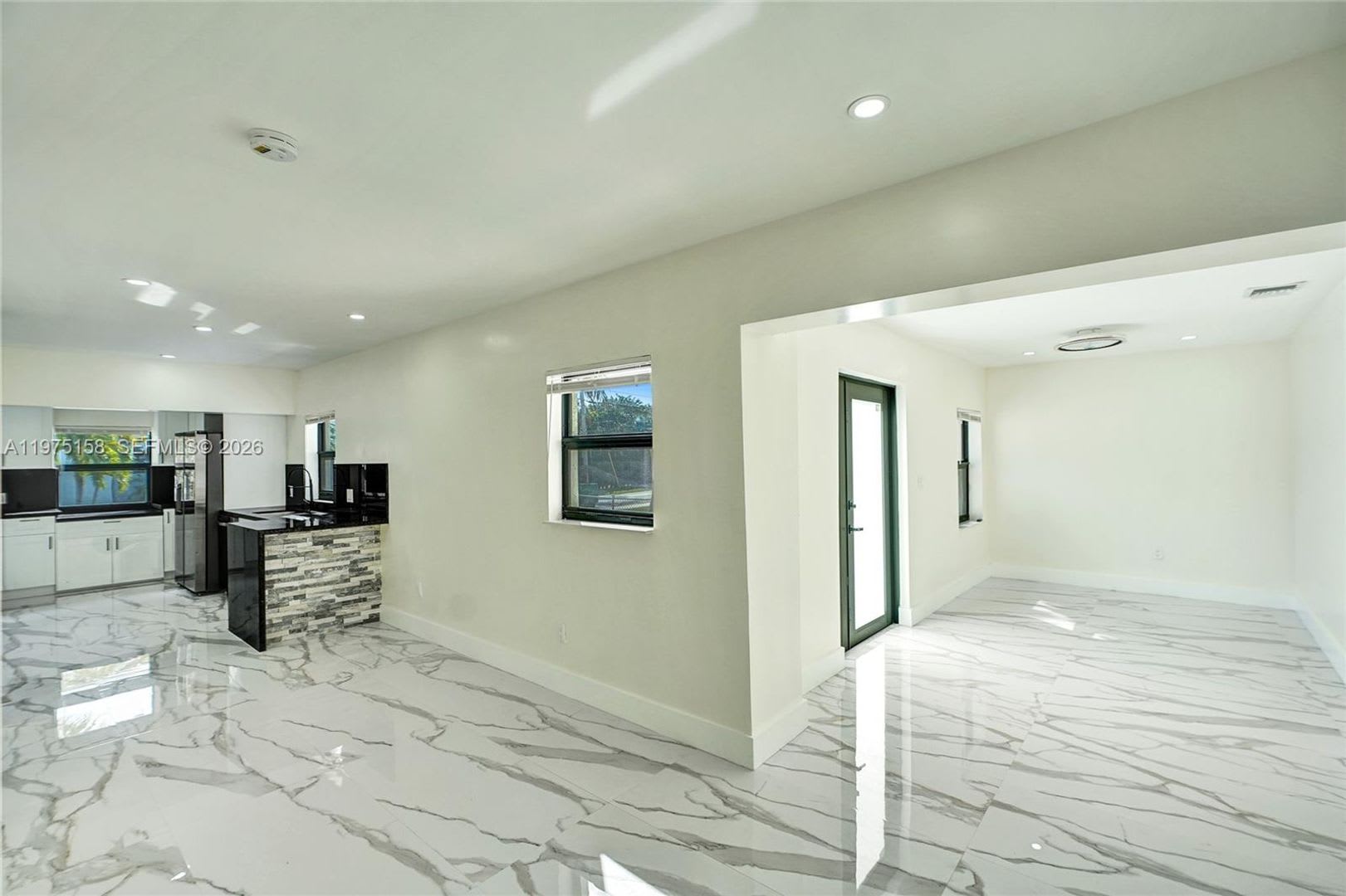 237 NE 110th Terrace 237, Miami, FL 33161 – photo 3