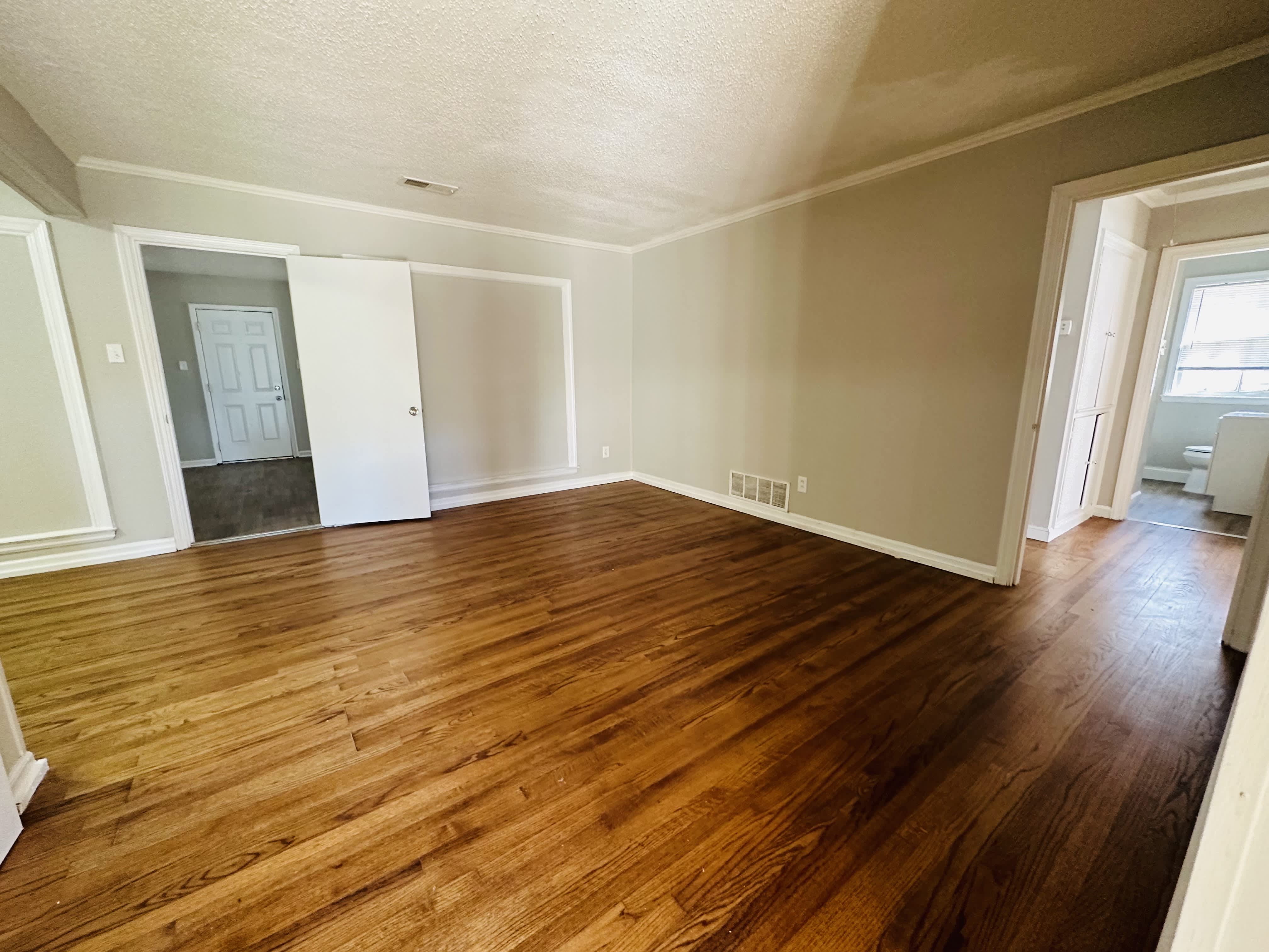 2176 Vollintine Ave – photo 2