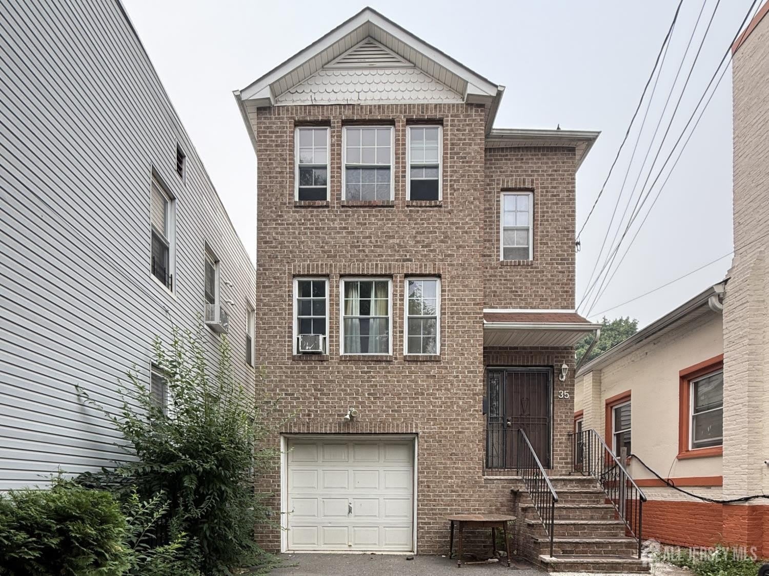 35 Tillinghast Street – photo 1