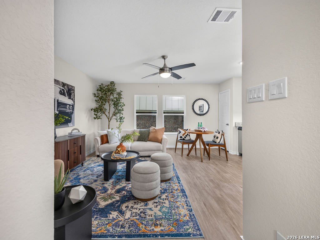 310 W Evergreen St – photo 3