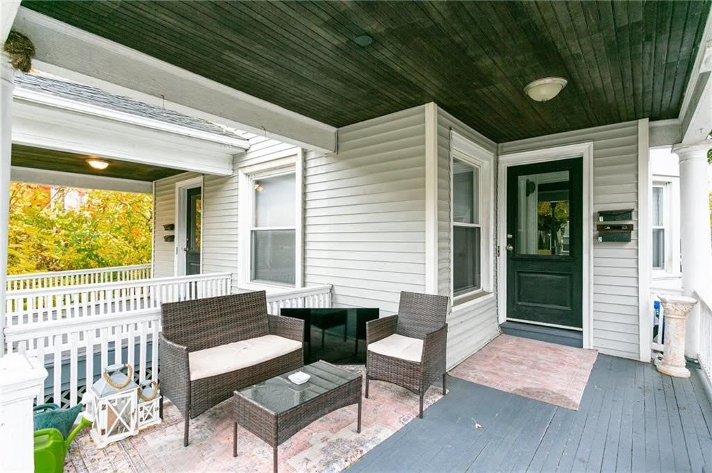 399 E University Avenue W – photo 2