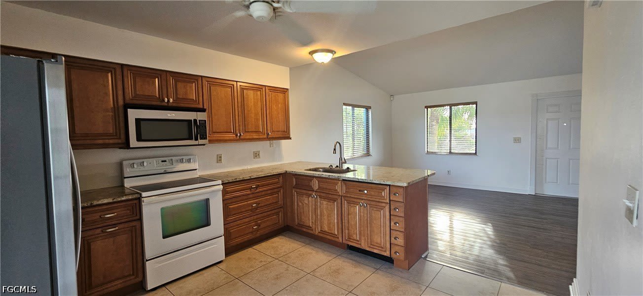 4904 Vincennes Court – photo 5