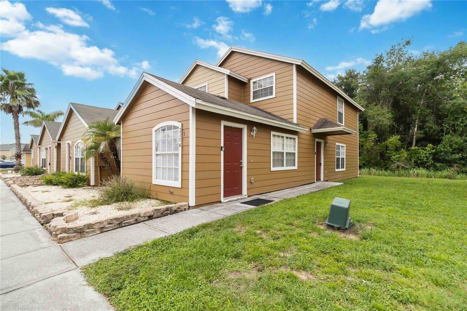 2204 Fan Palm Drive – photo 3