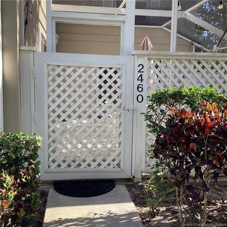 2460 Danbury Lane SW – photo 3