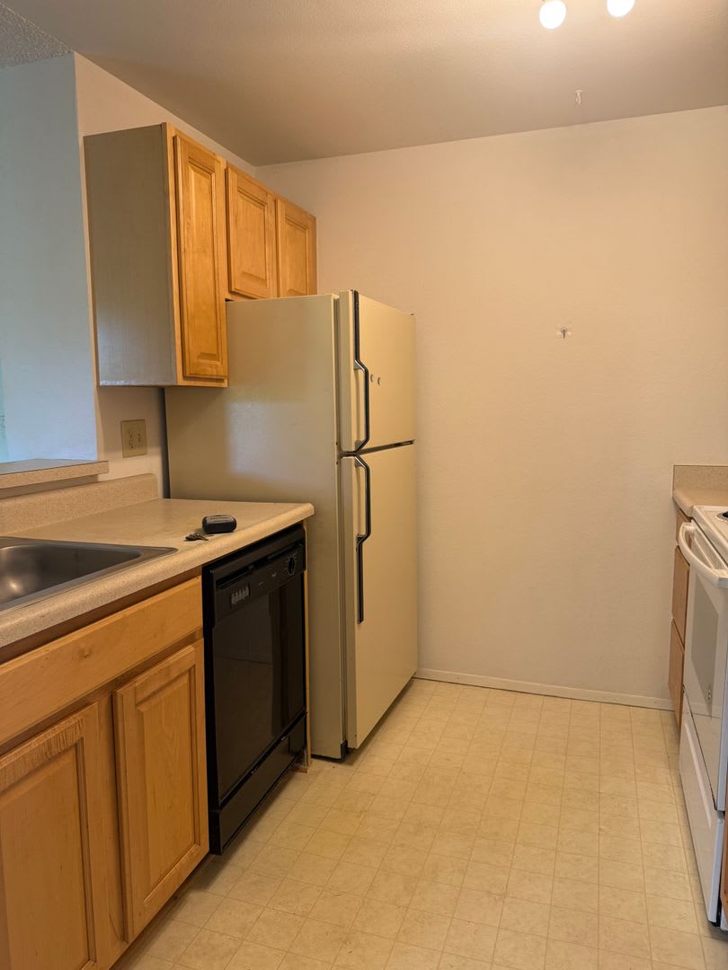 7201 224th St SW #L4 – photo 2