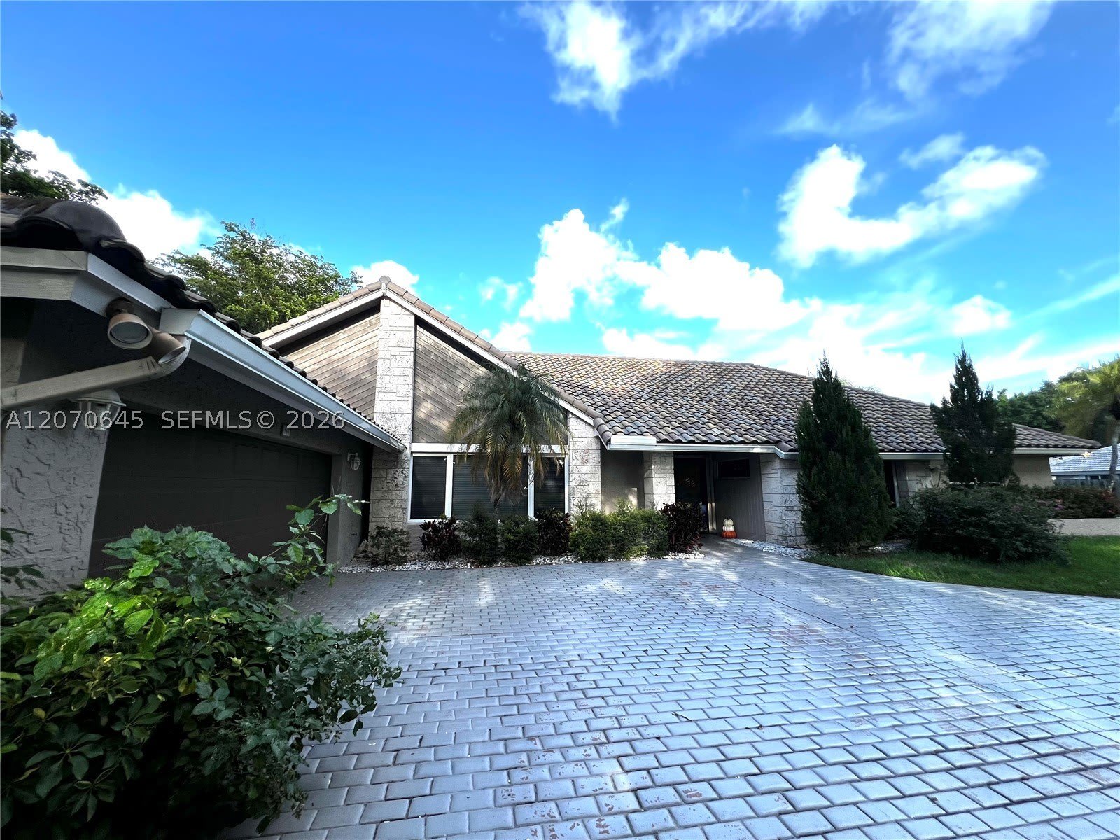 297 NW 104th Ave – photo 3