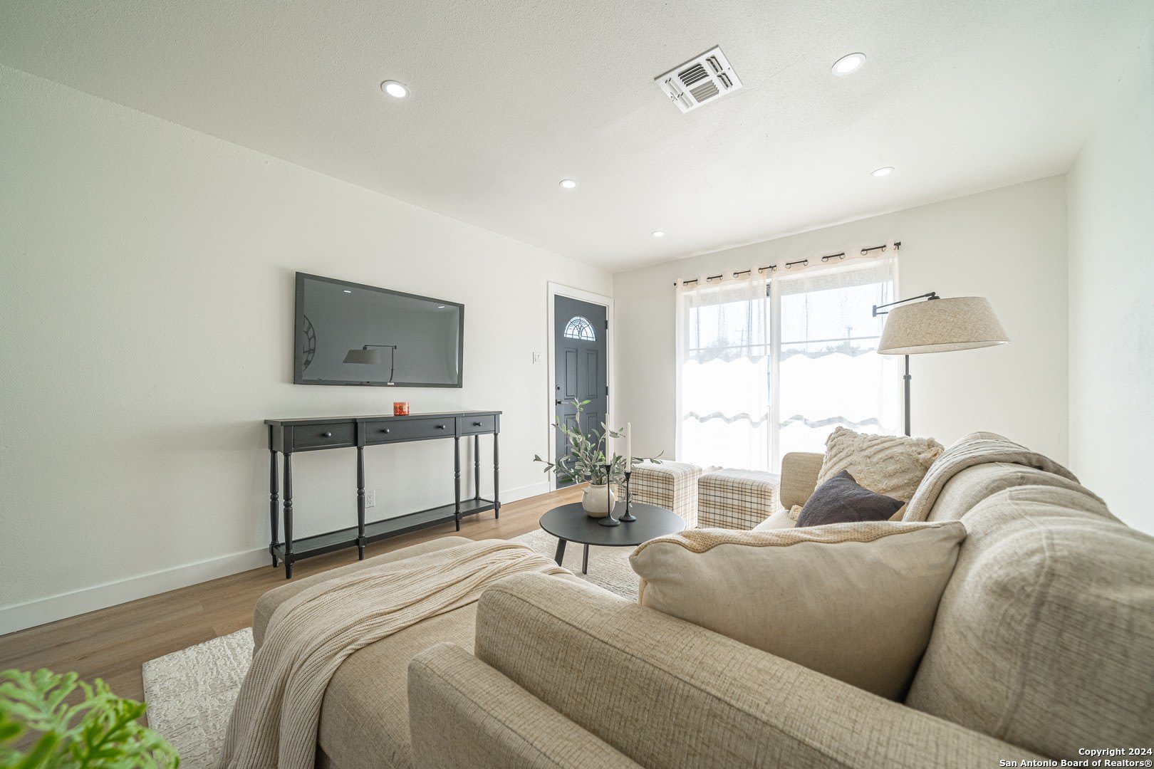 4339 WAIKIKI DR – photo 4