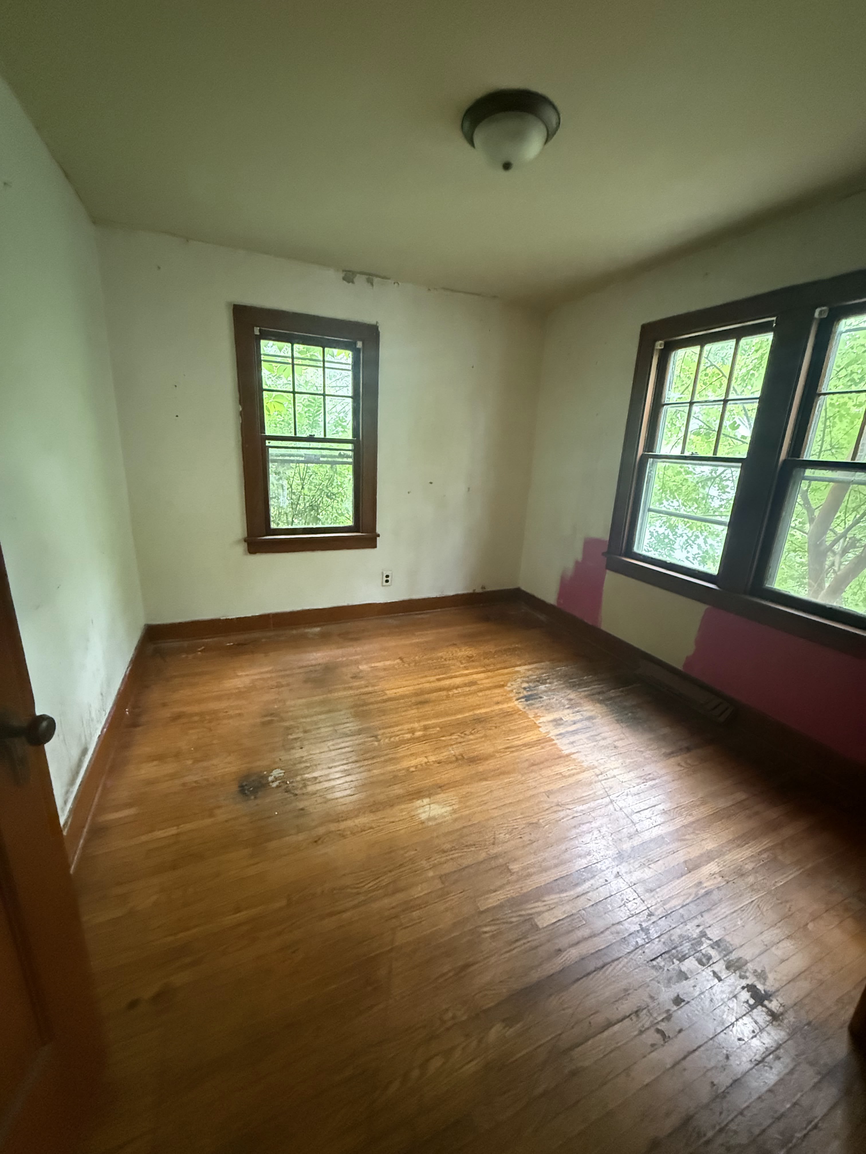 1073 W Packard St – photo 5