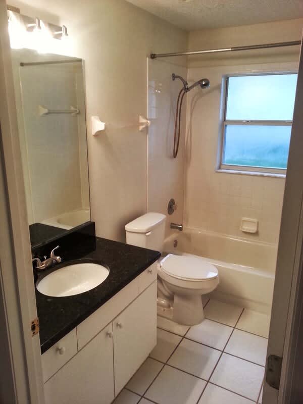 520 Hanging Moss Rd – photo 3
