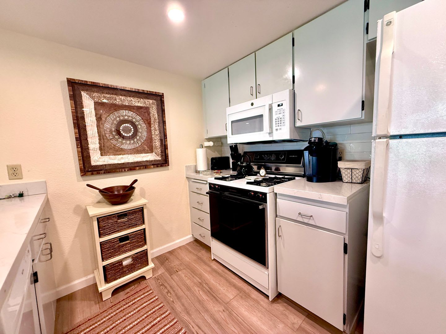Riviera Gardens, SEASONAL, FURNISHED – photo 5