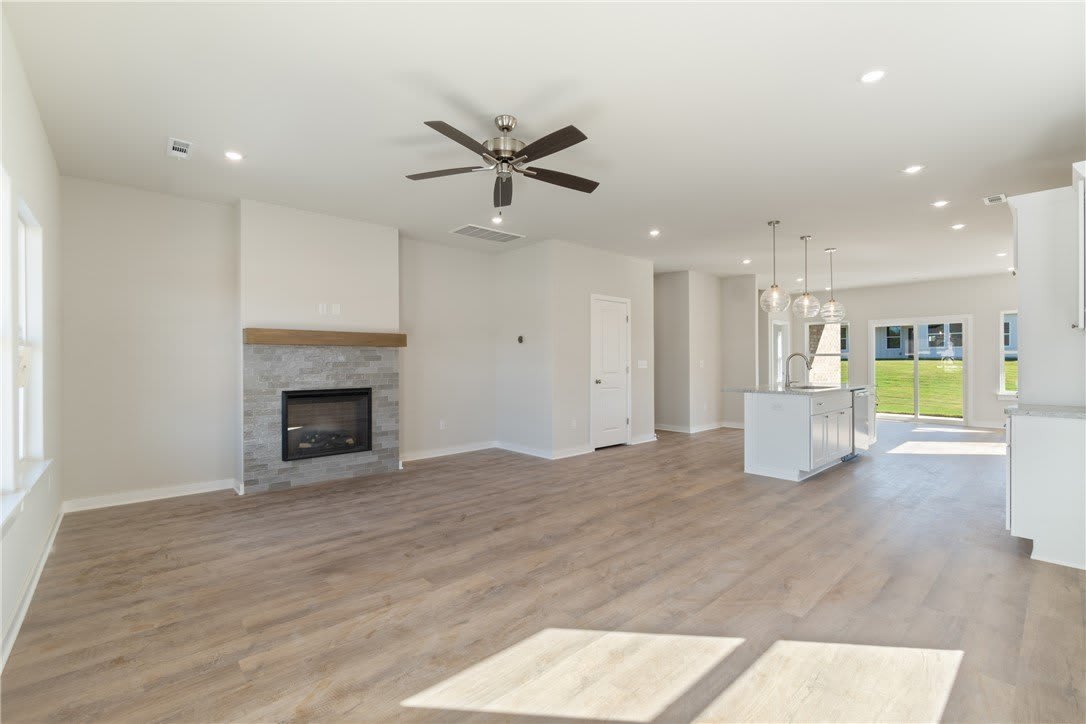2309 N Lexington Street – photo 3