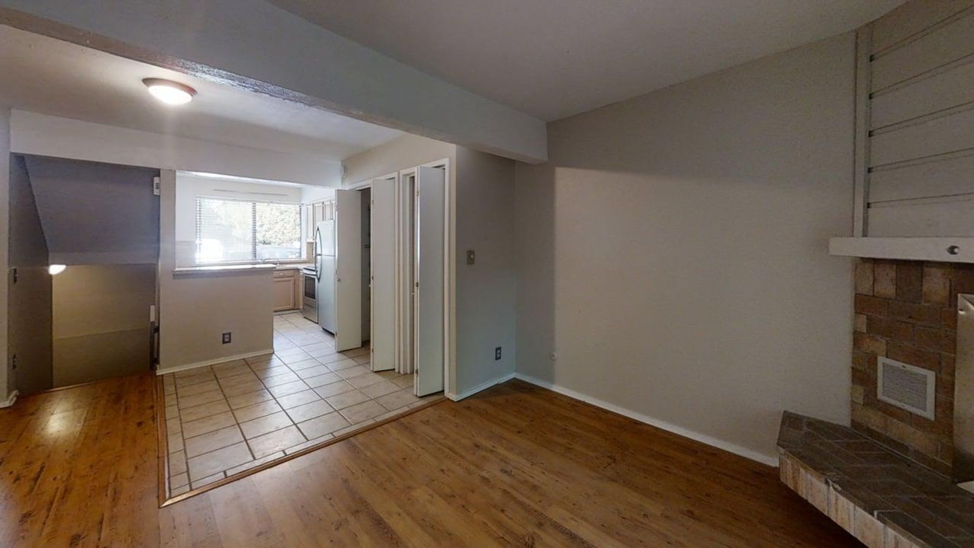 Spacious Willow Springs Townhome Near Trails, Shopping & Dining – photo 2