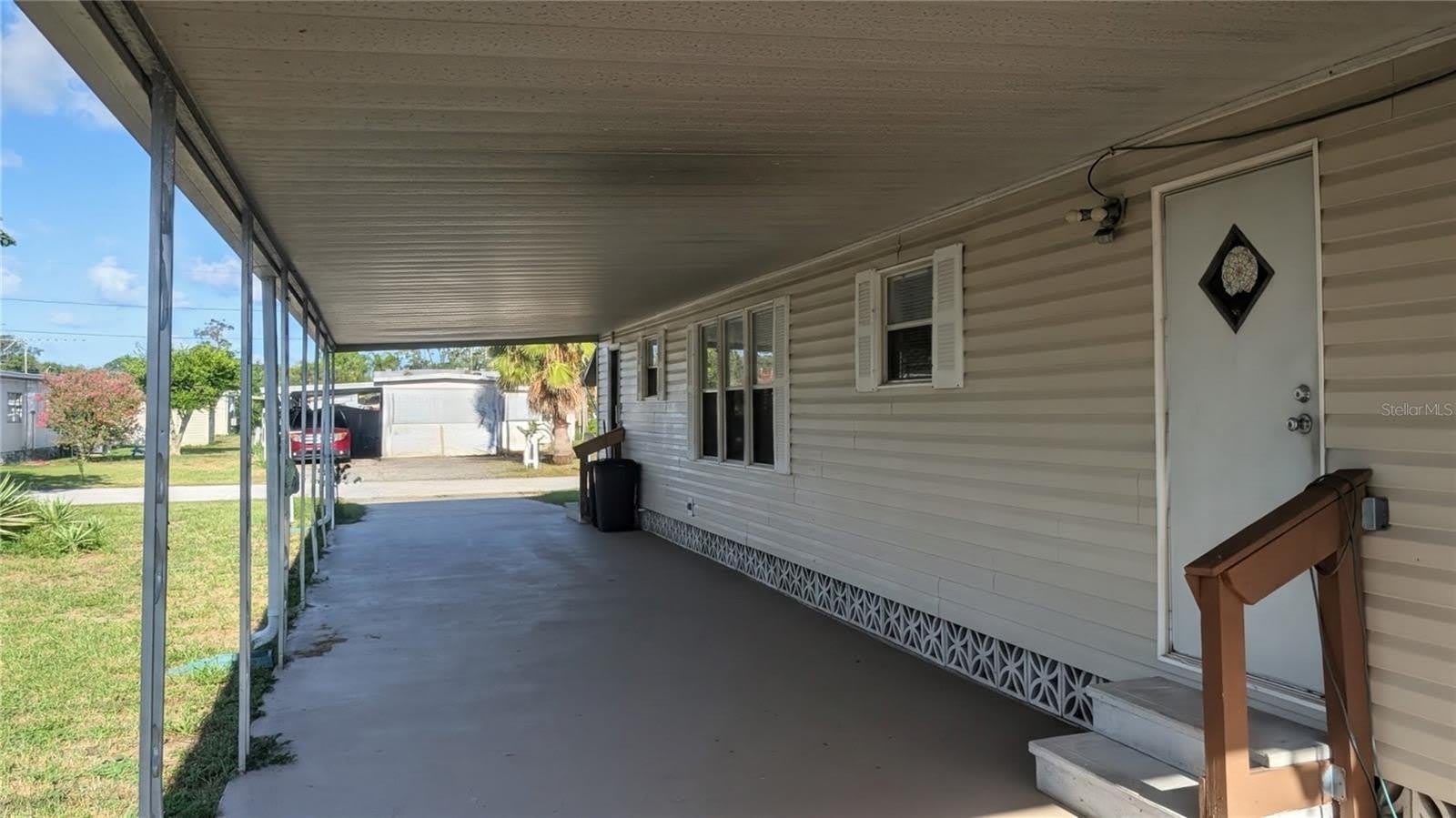 6614 Avocado Drive – photo 2