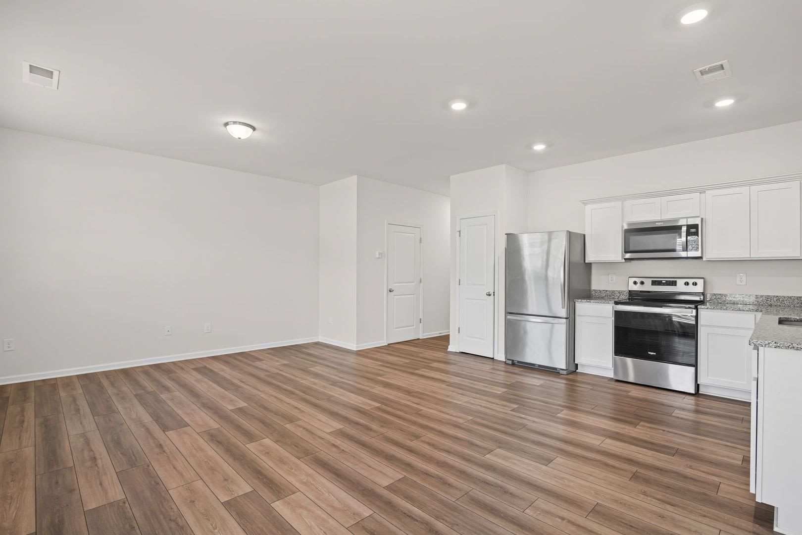 Move In Special 500 Off 1St 2 Months With A 9 15 Move In Date Or Sooner Welcome Home Beautiful 3 Bedroom 2 5 Bathroom Townhome Located In Cartersville Must See – photo 5