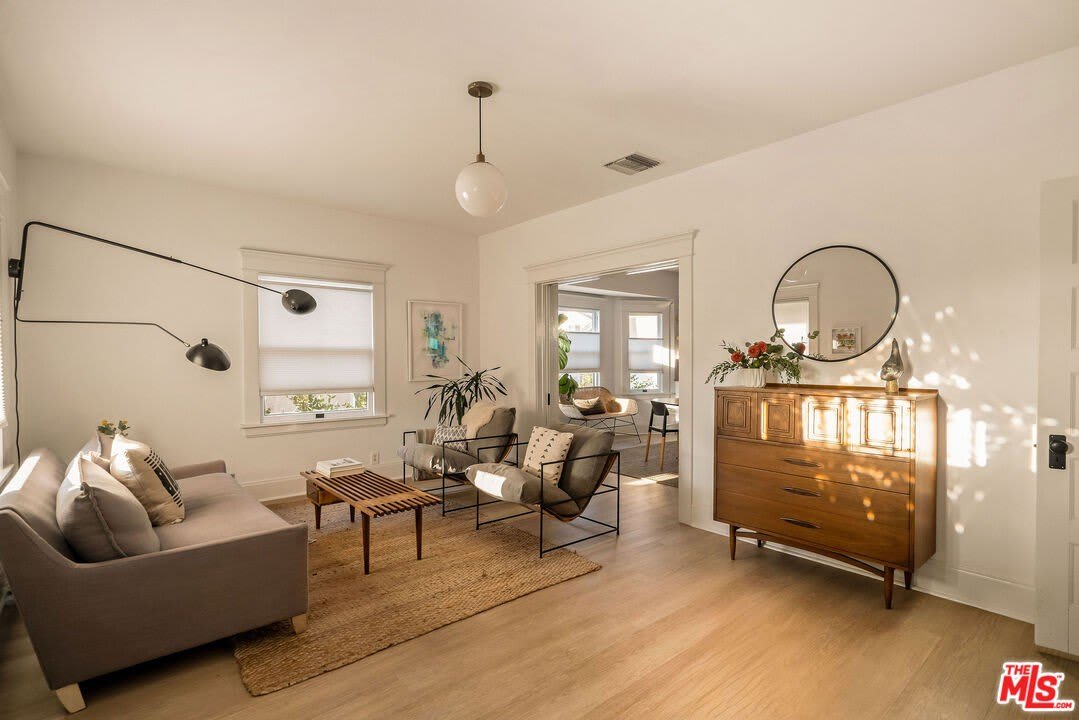 328 Branch St – photo 5