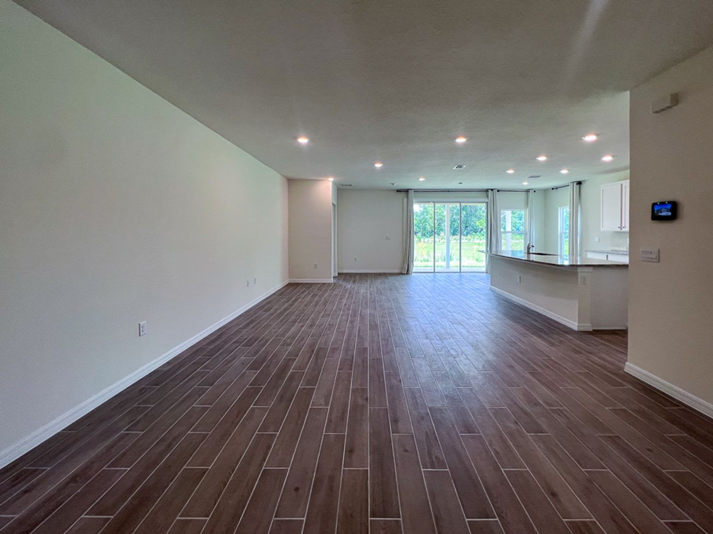 3BR/2BA Smart Home in Arbor Greens – photo 2