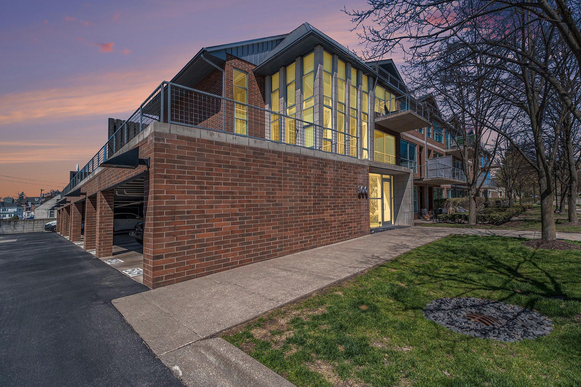300 Hamilton Street – photo 2