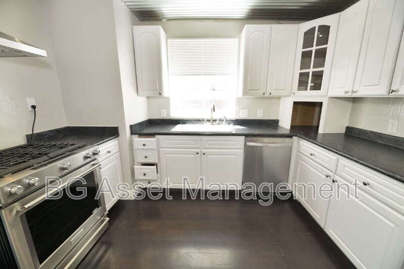 2359 Prune St – photo 5