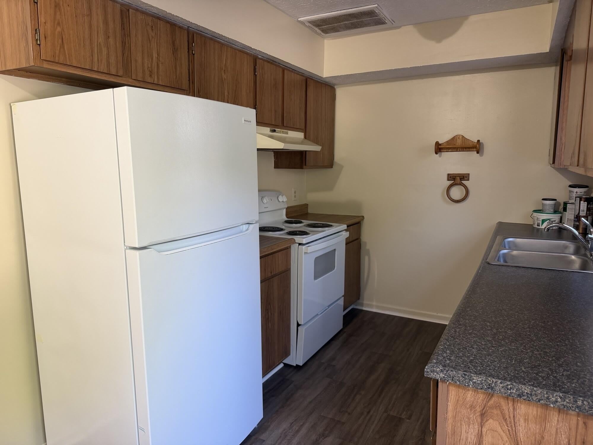 212 Calumet Drive – photo 3