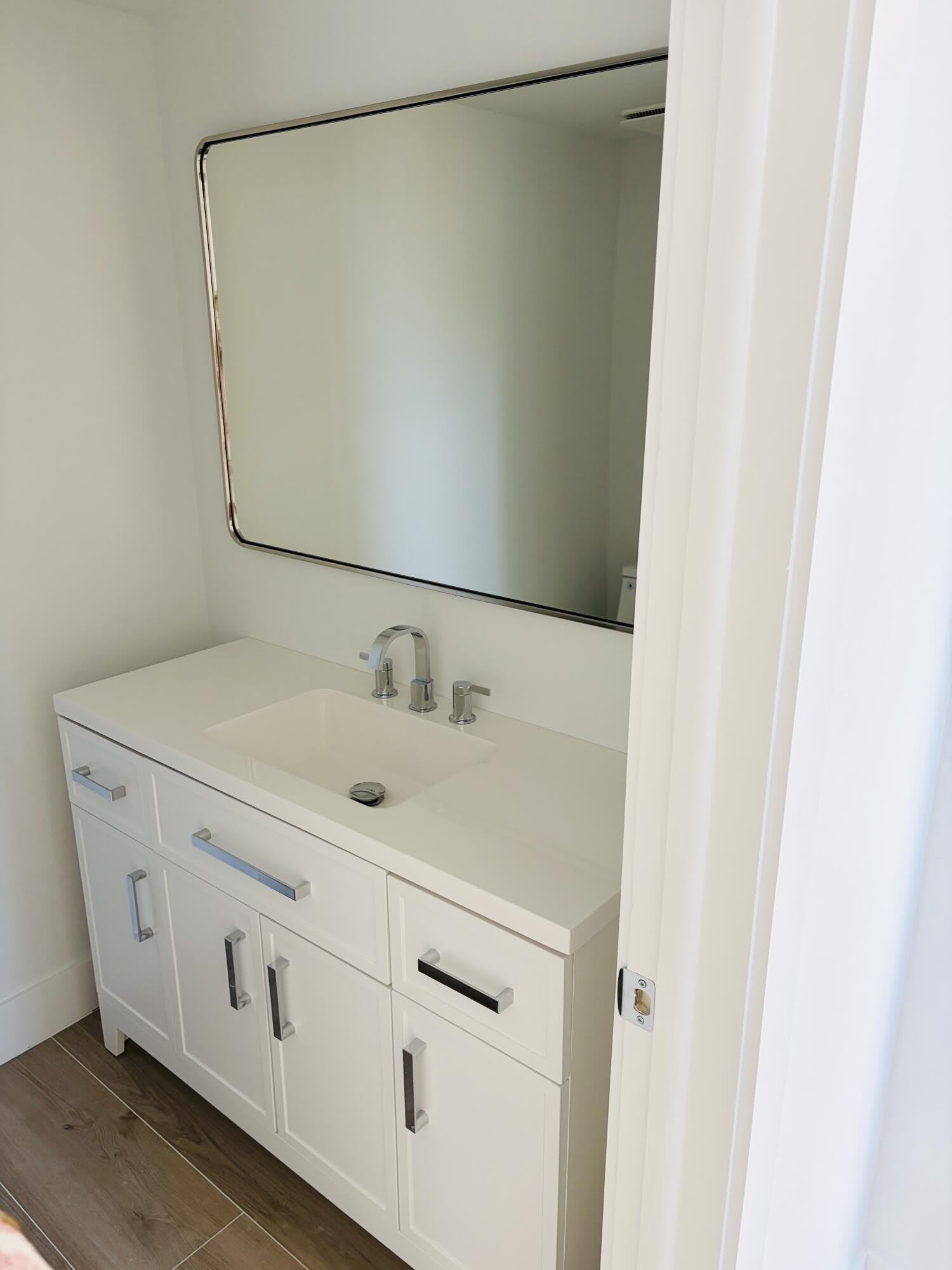 2404 Bridgewood Drive – photo 4