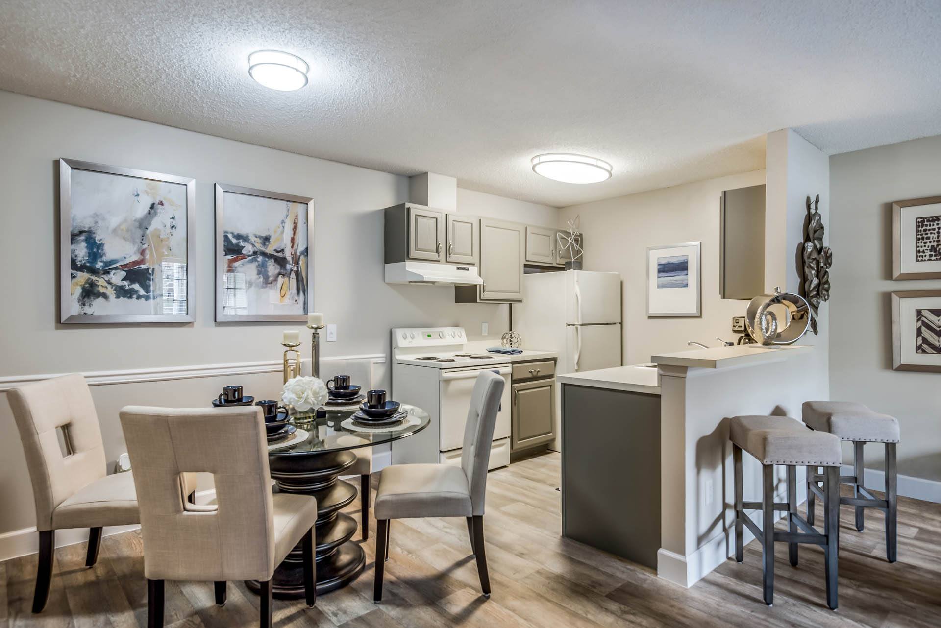 Sanford Landing Apartments – photo 2
