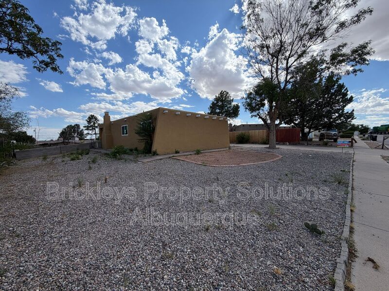 5608 Drake Ave NW – photo 4