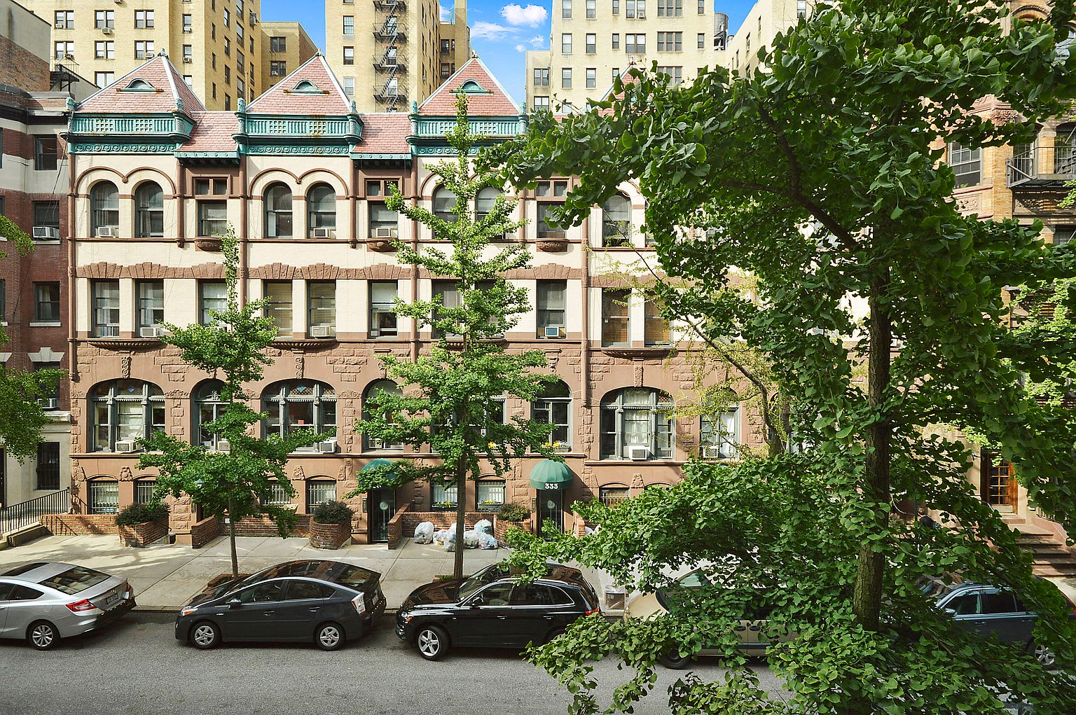 330 W 85Th St Apt 4A – photo 3