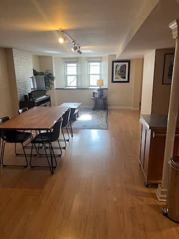556 W Belden Ave – photo 3