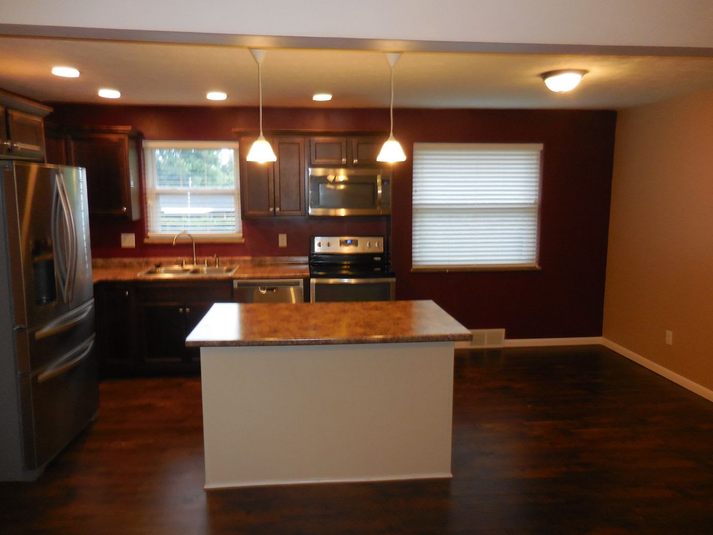 Gorgeous Two Bedroom/Two Full Bath Renovated Home In Kettering w/Full Finished Basement – photo 2