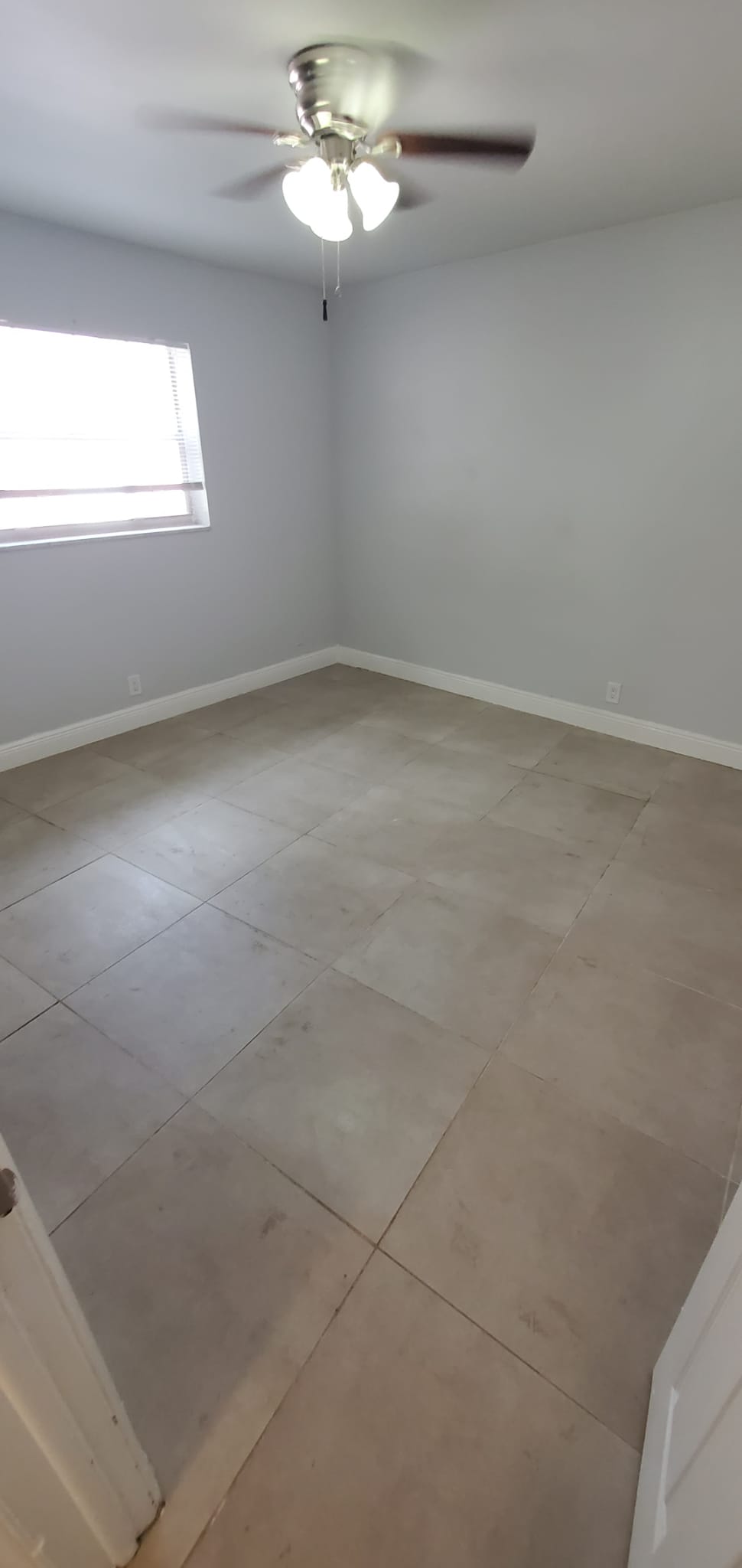 921 Southwest 10th Drive – photo 2