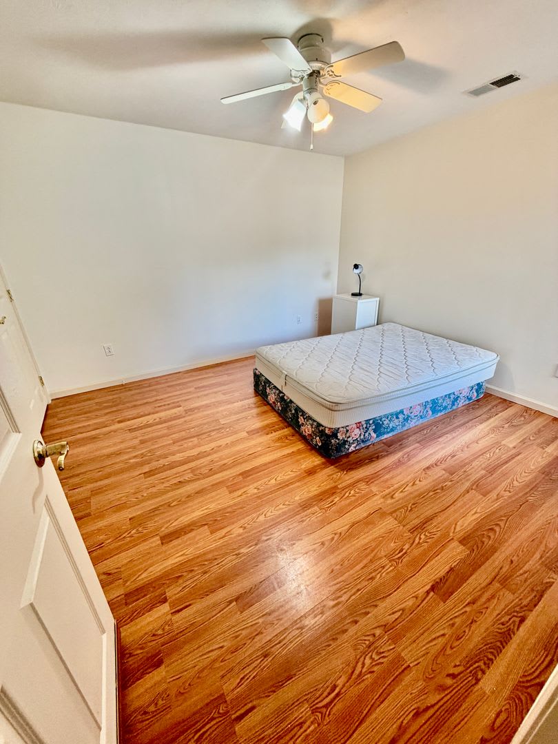 7205 University Ave – photo 2