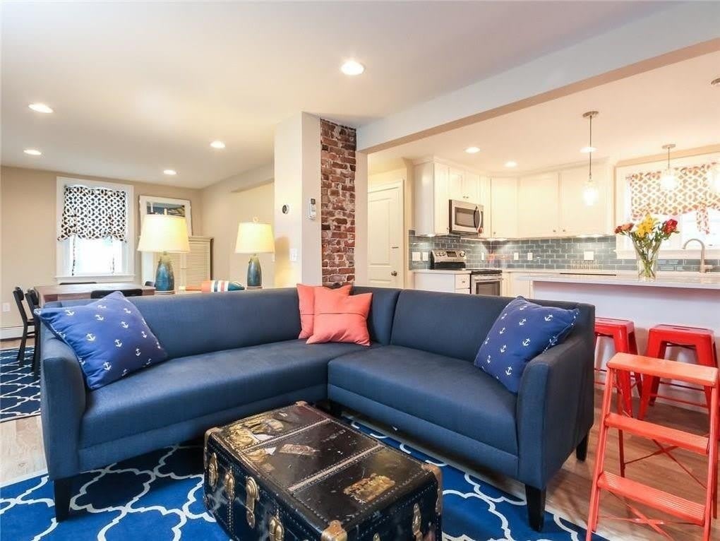 13 Lucas Avenue – photo 2