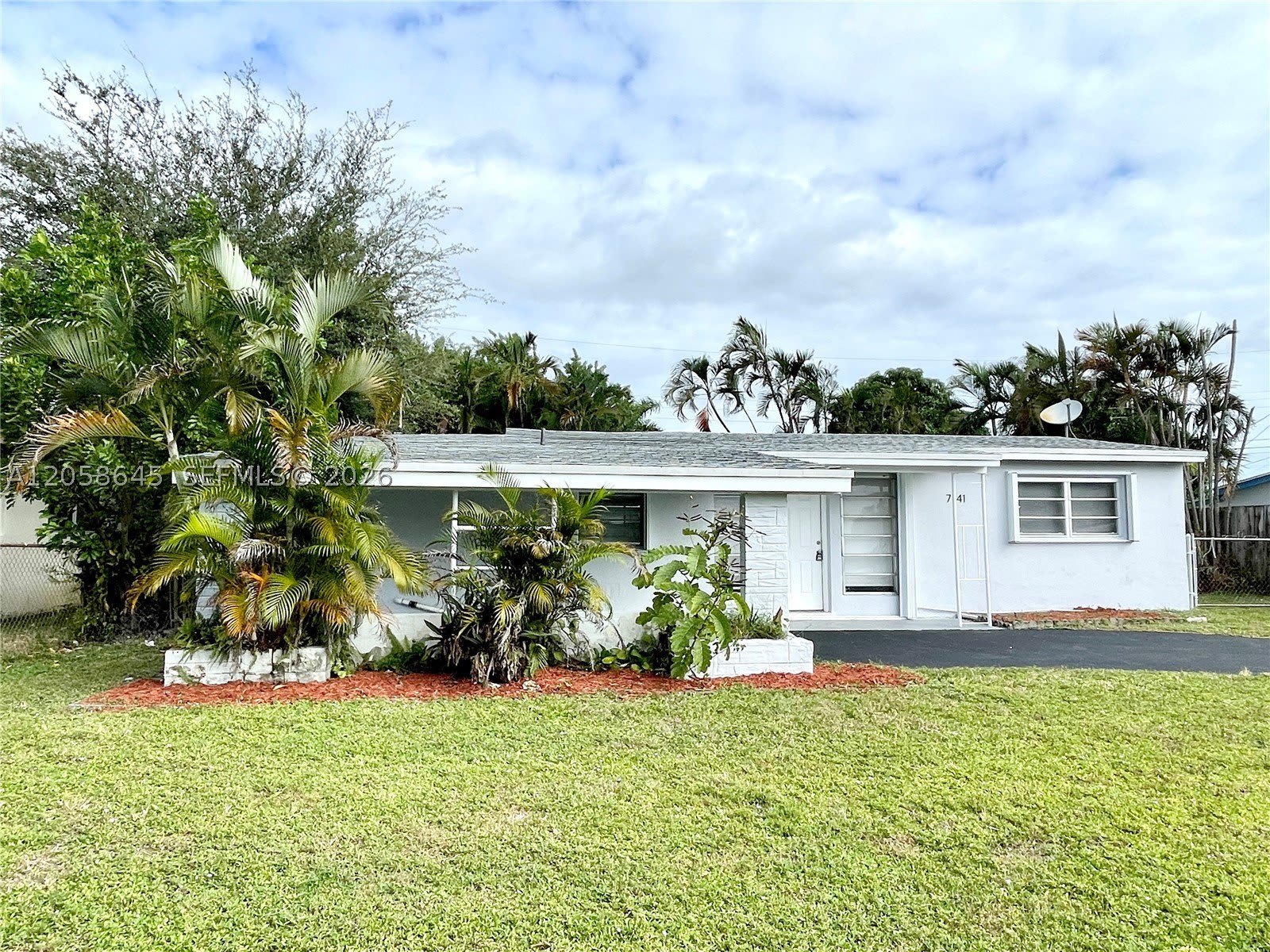 7141 Wilson St – photo 4