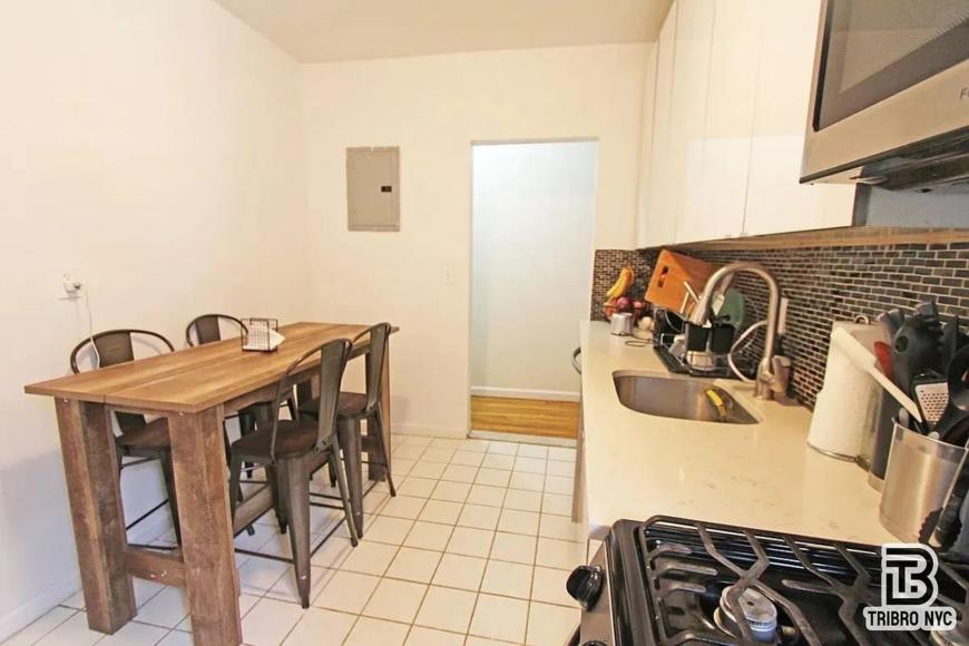 136 Edgecombe Avenue – photo 3