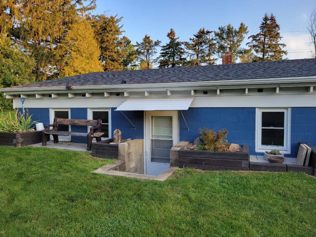 615 Grace Street – photo 1