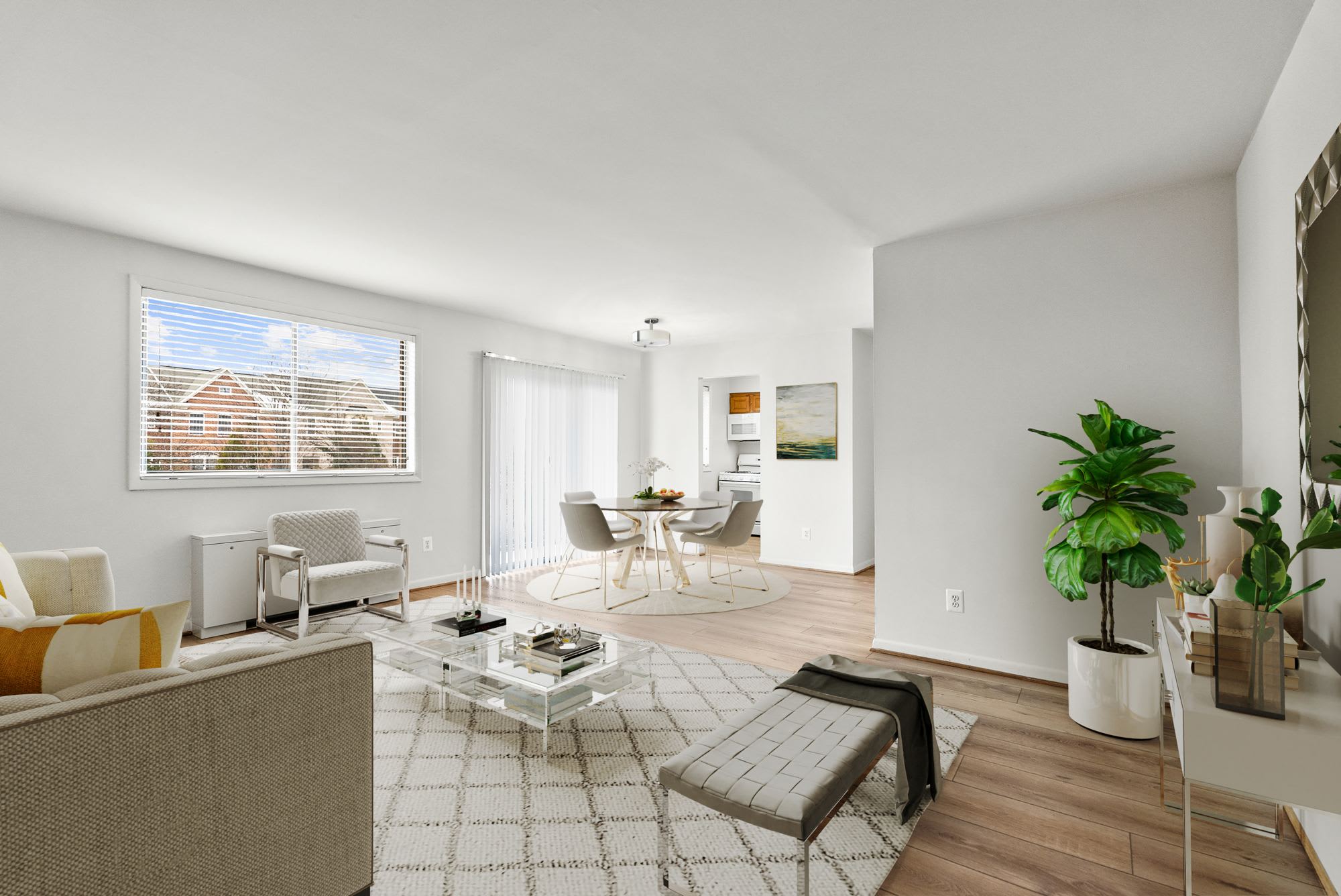International Apartments – photo 3