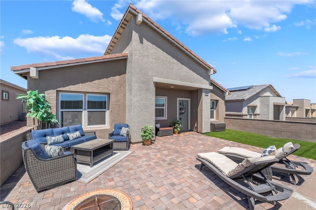 292 Whitney Crest Street – photo 4