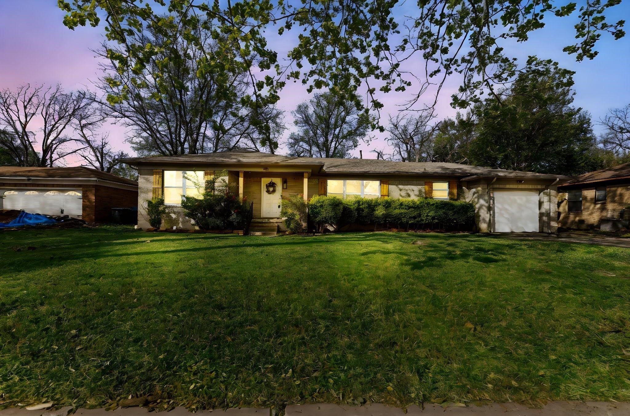 942 Longfellow Street – photo 2
