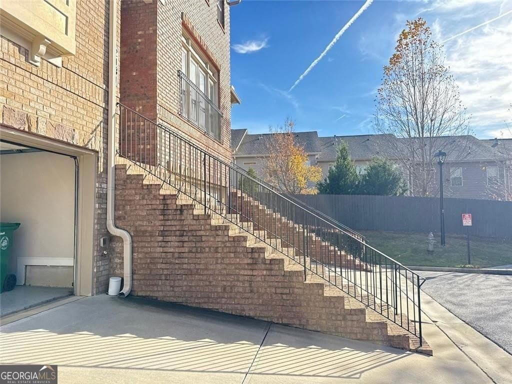 2141 COVENTRY Drive – photo 1