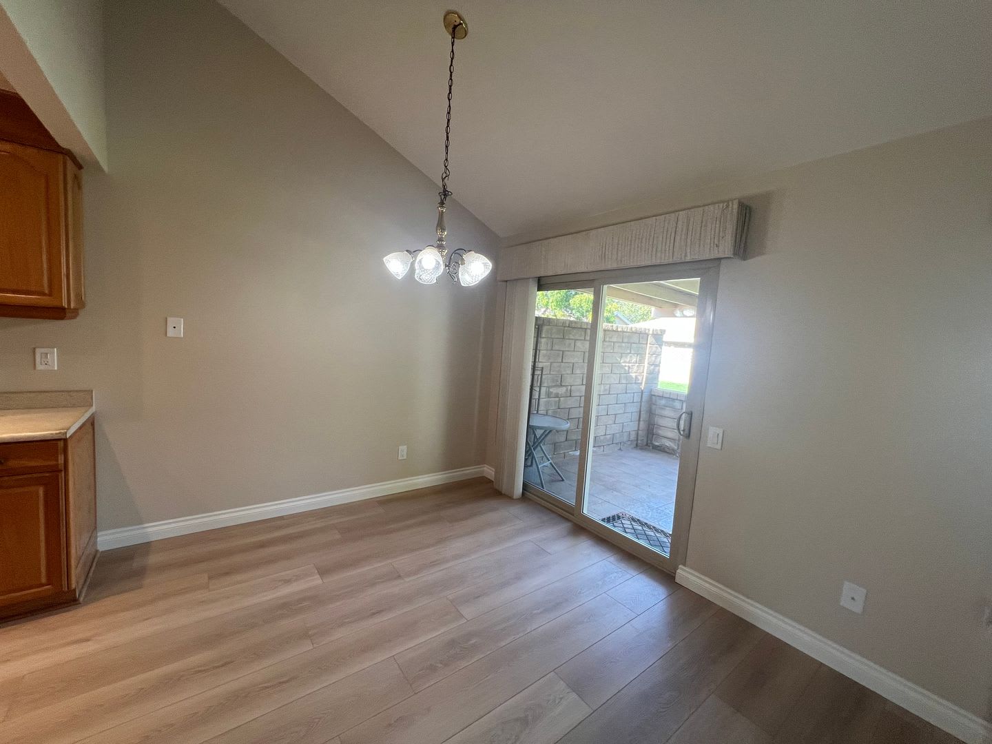 A Great Monterey for Rent – photo 4