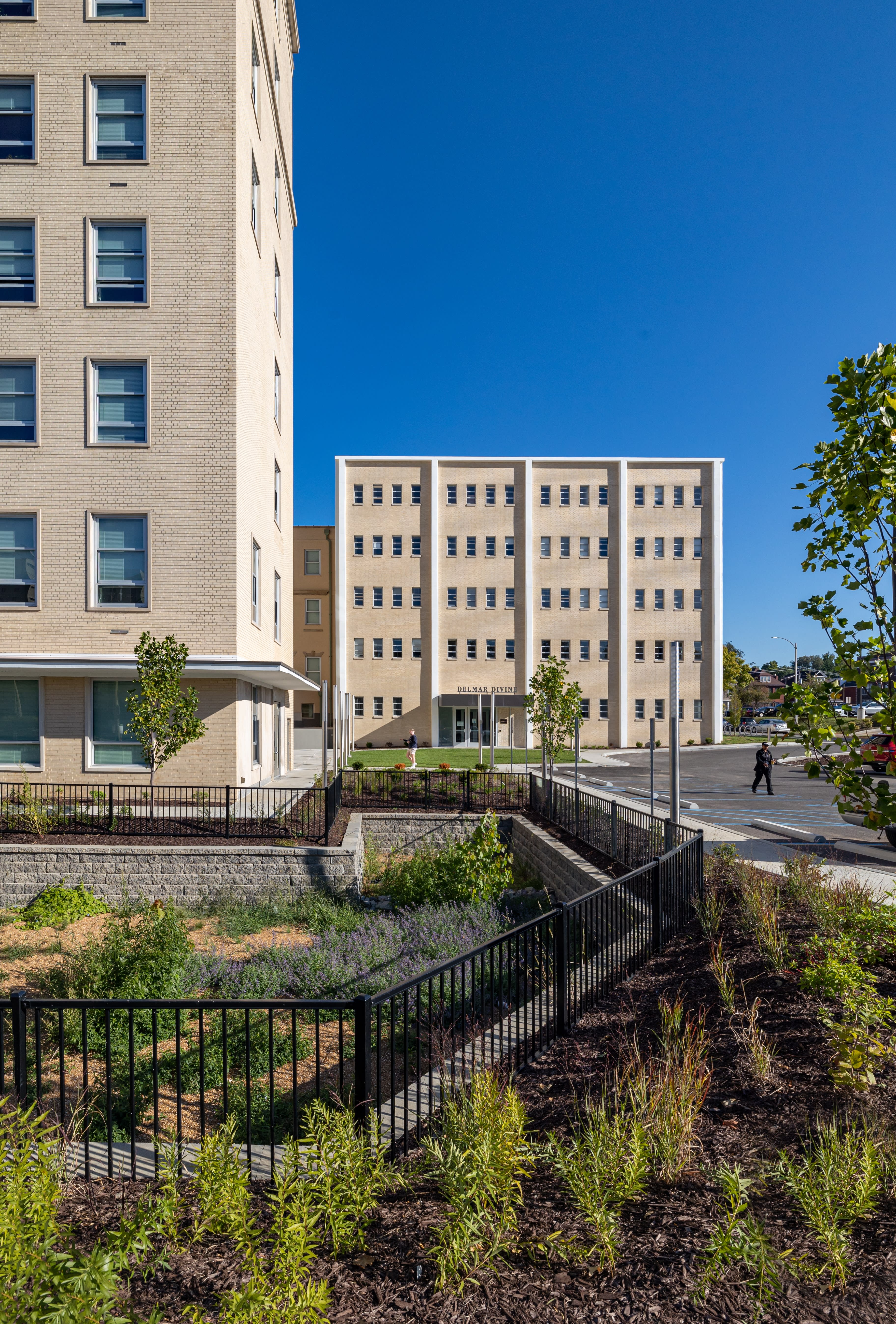 The Residences at Delmar DivINe – photo 3