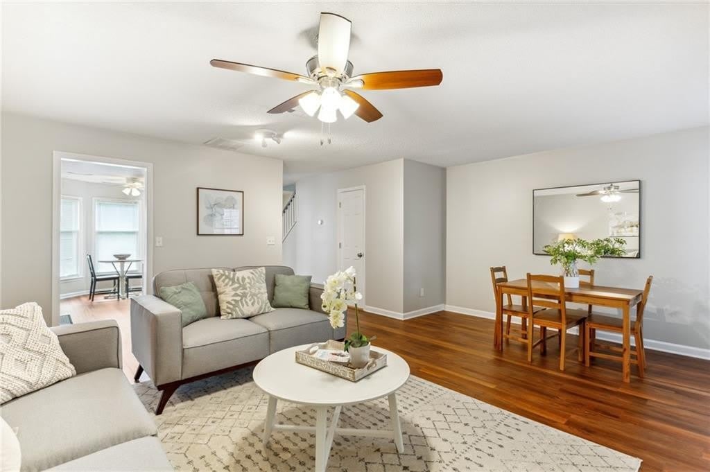 1166 Magnolia Way SE – photo 5