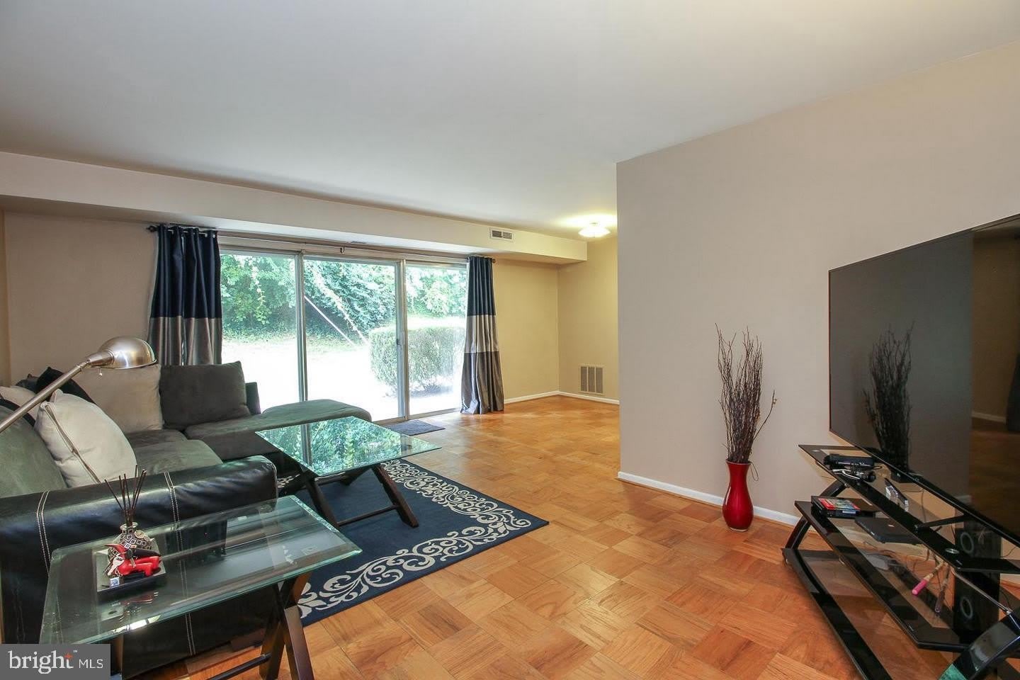 10028 MOSBY WOODS DR #232 – photo 2