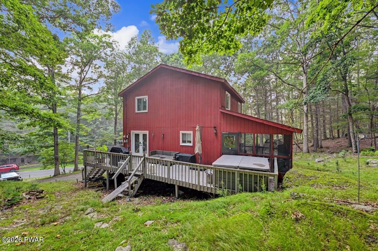 214 Manchester Drive – photo 5