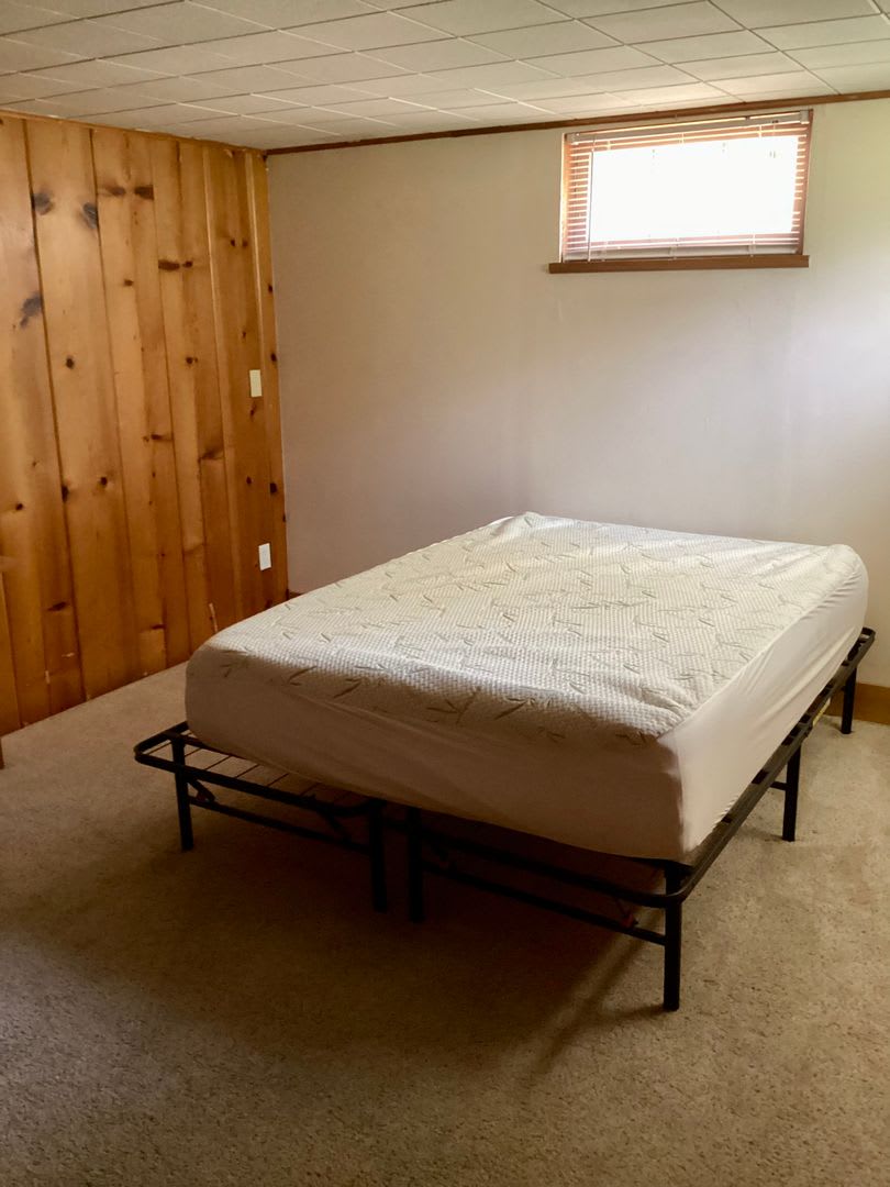 Partially furnished 4 bed 2 bath home – photo 5