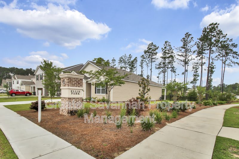 110 Cole Street – photo 2