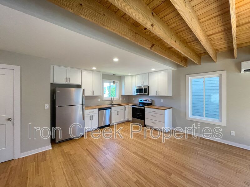 74 E. Cascade Street – photo 2