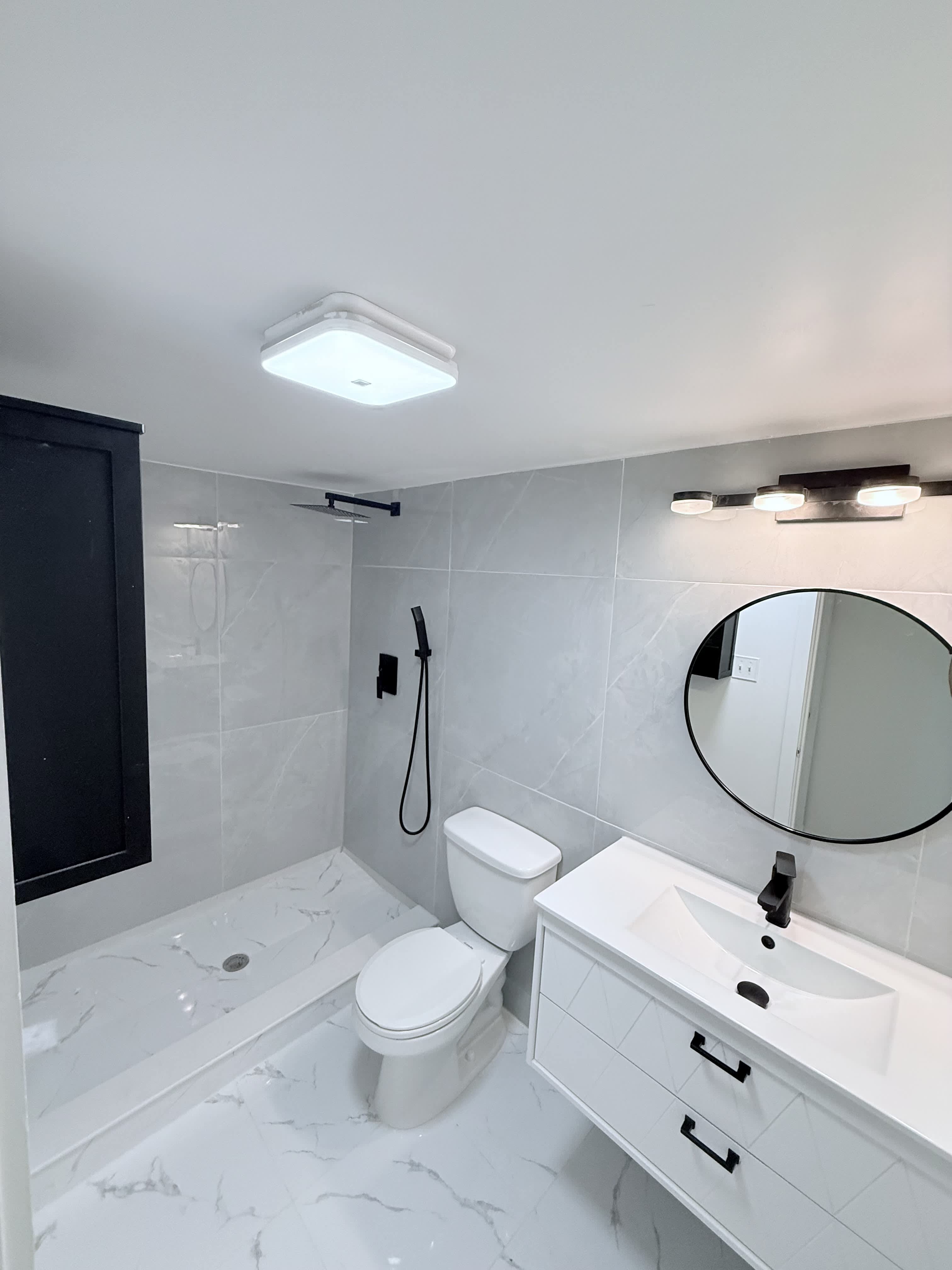 140 South Cypress Road – photo 5